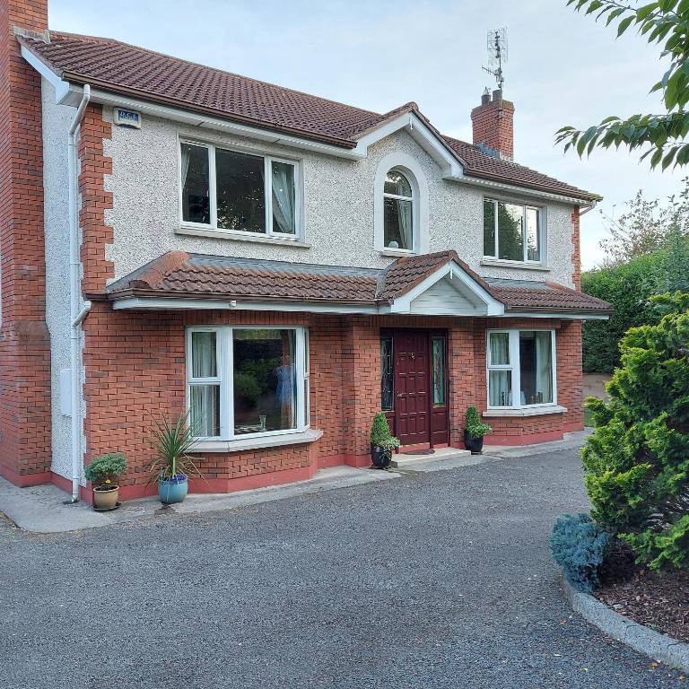 Rock House, Carrickmacross (updated prices 2024)