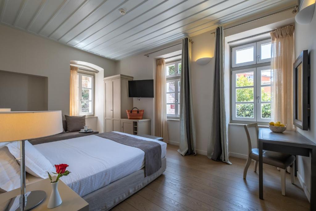 Grand Sarai Nafplio - Superior Driepersoonskamer