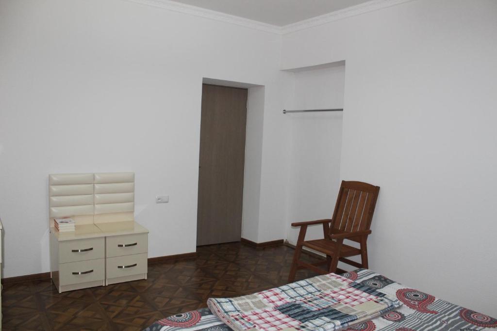 Postel nebo postele na pokoji v ubytování Kera