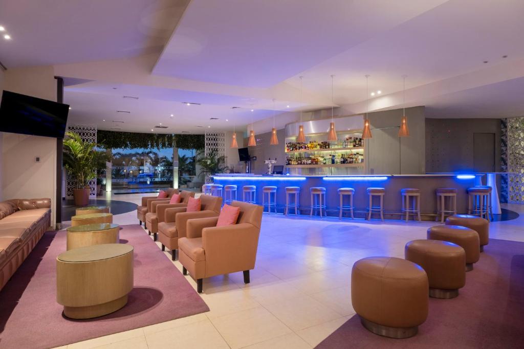 Posezení v ubytování Hotel NYX Cancun