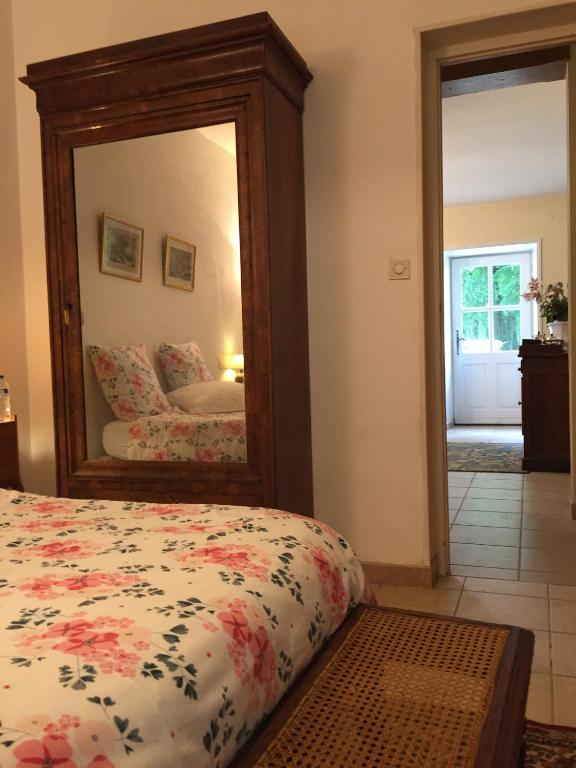 Le Château de BRESSEY & son Orangerie - Double Room With Private Bathroom
