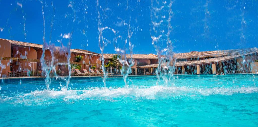 Bazén v ubytování Monte Pascoal Praia Hotel nebo v jeho okolí