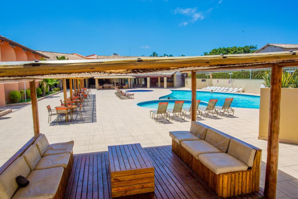 Bazén v ubytování Monte Pascoal Praia Hotel nebo v jeho okolí