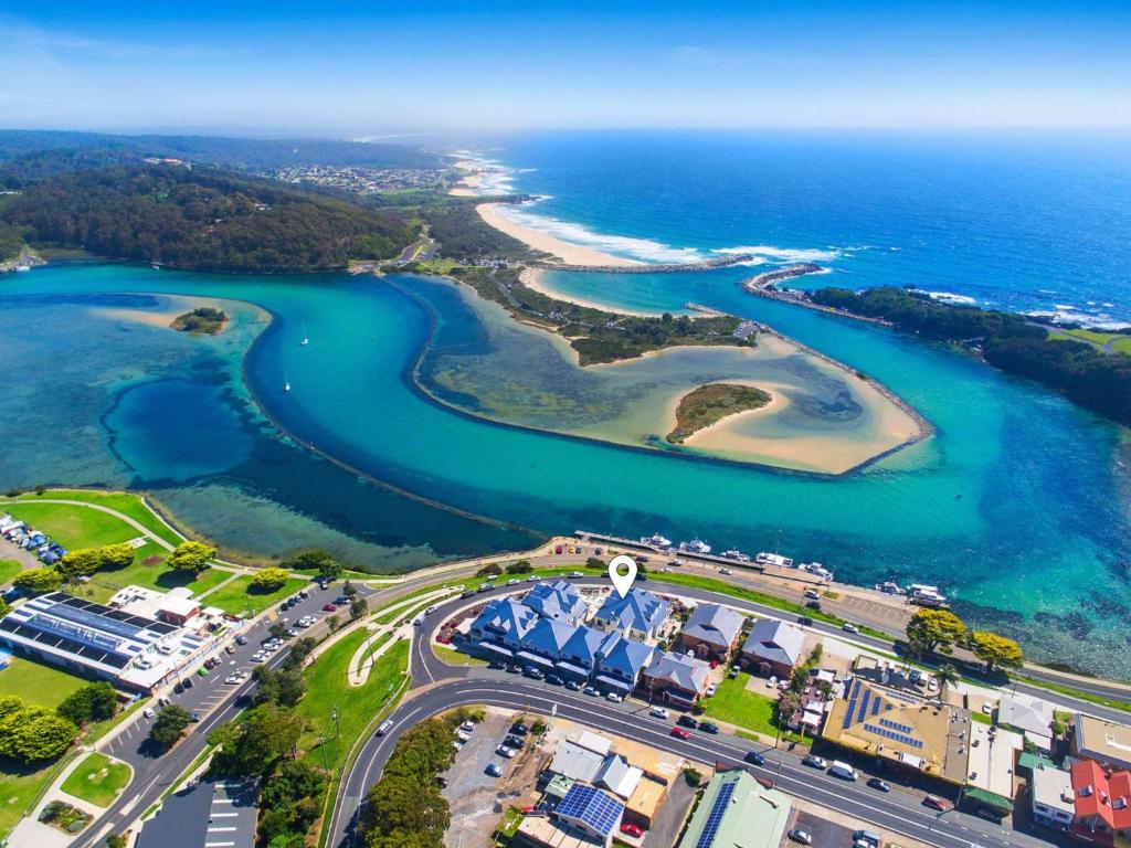 Wharf Apartment Unit 7, Narooma (updated prices 2024)