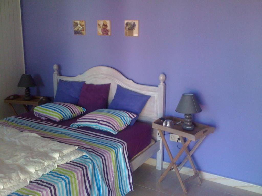A bed or beds in a room at Arp