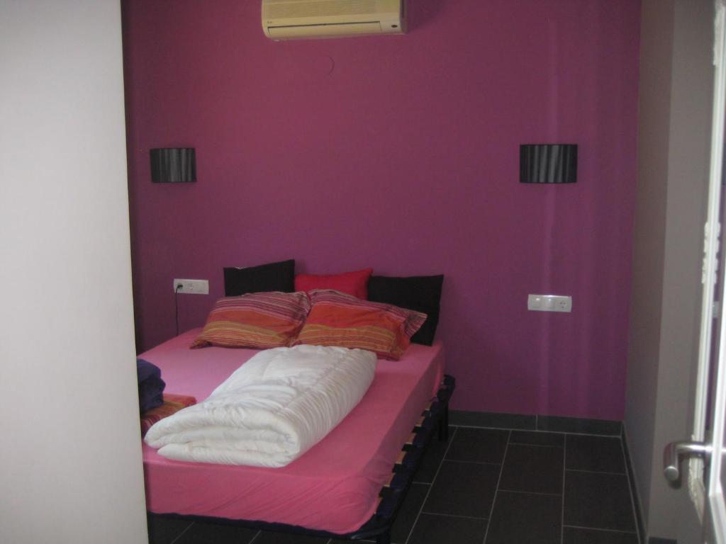 A bed or beds in a room at Arp