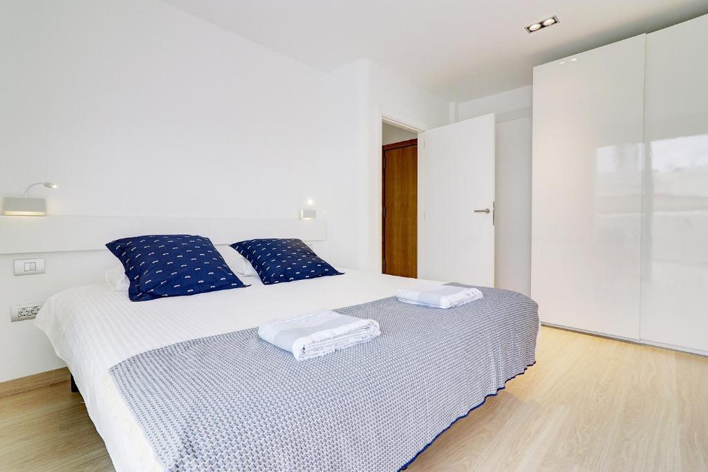Postel nebo postele na pokoji v ubytování Alse Homes Adeje