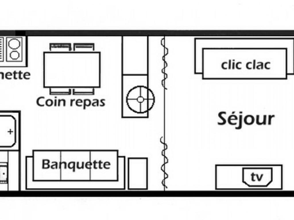 a floor plan of a small apartment with a bathroom at Studio Les Saisies, 1 pièce, 4 personnes - FR-1-293-173 in Les Saisies