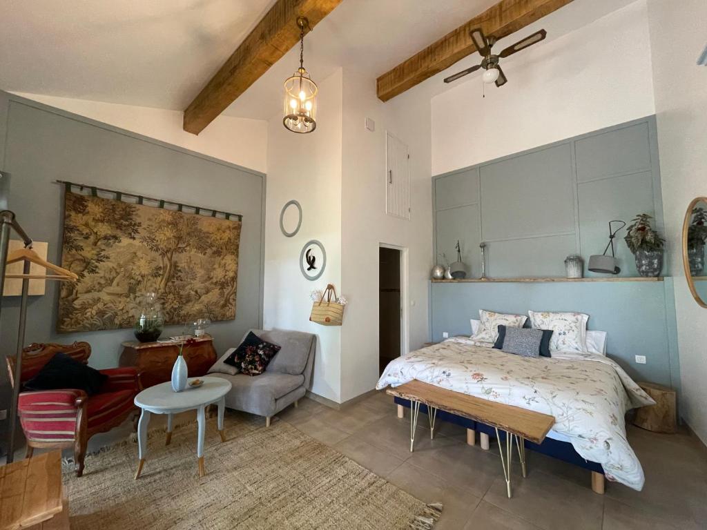 Postel nebo postele na pokoji v ubytování Chez Brunet chambres d'hôtes et gîte