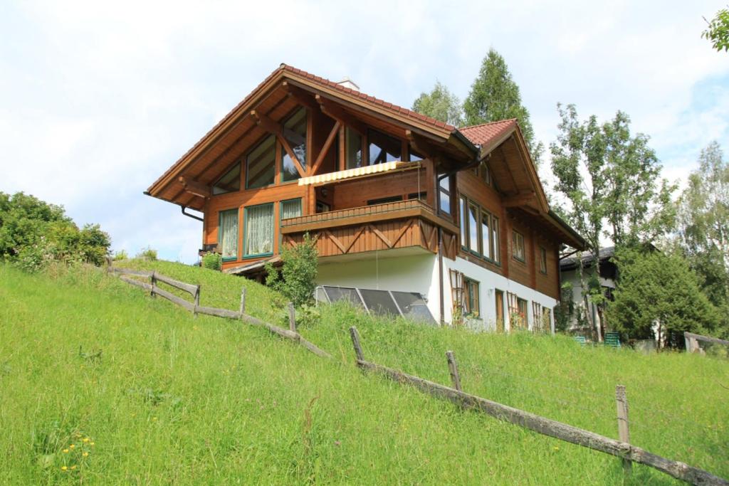 The building in which Az apartmant is located