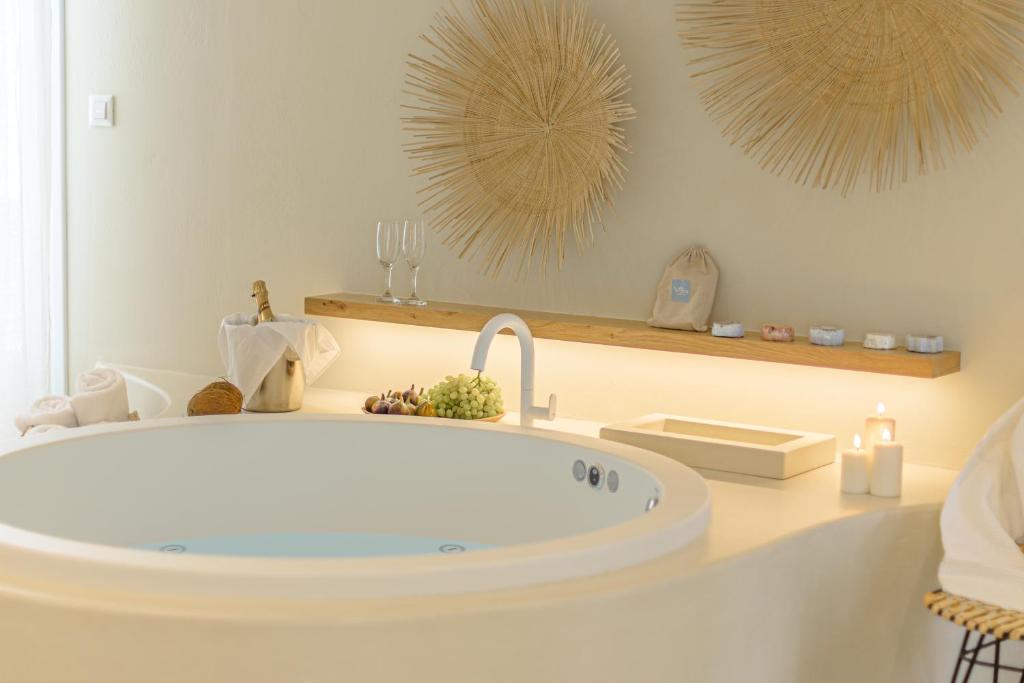 Antony Suites (Adults Only) - 18