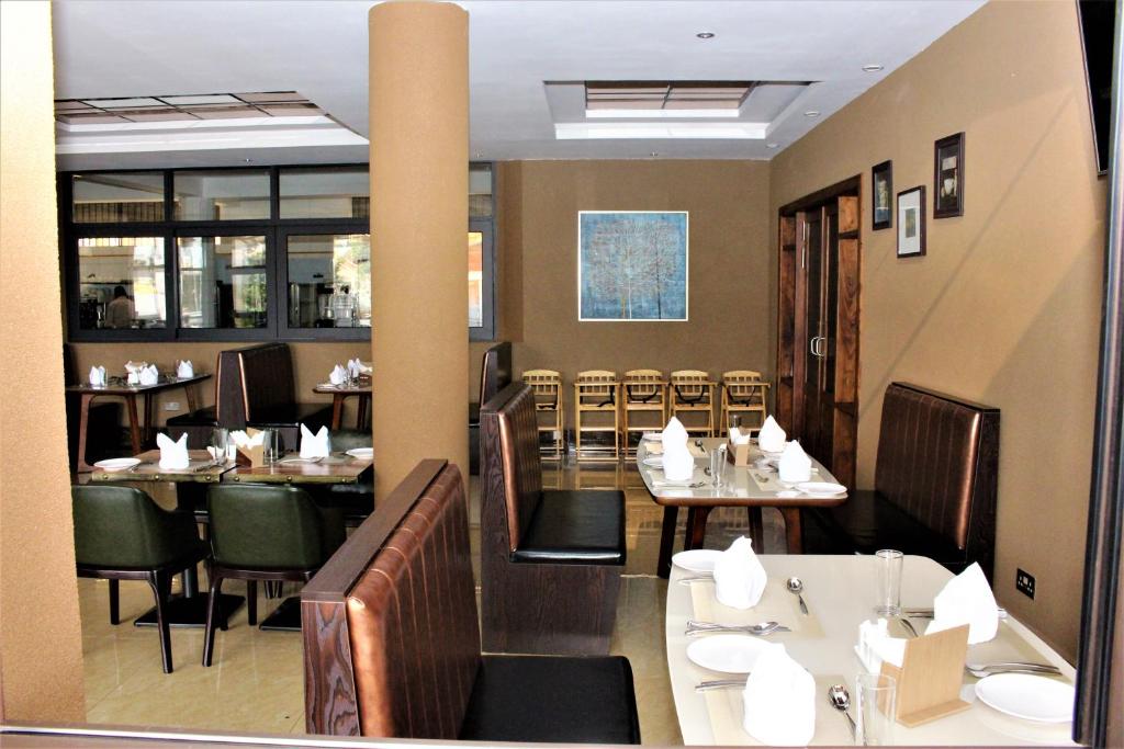 Restaurace v ubytování Hera Hotel Kampala