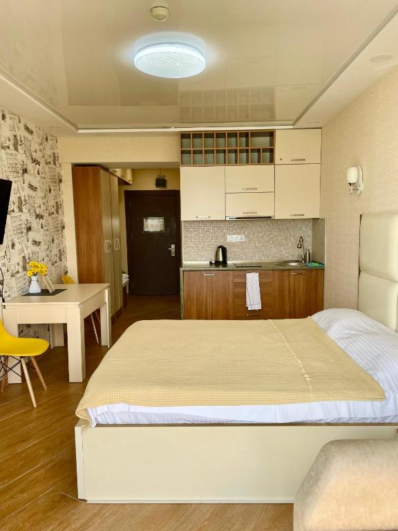 Postel nebo postele na pokoji v ubytování Sea view apartments Orbi Beach Tower