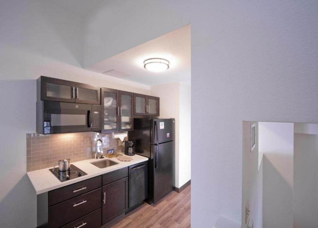 Candlewood Suites Baltimore - Inner Harbor, an IHG Hotel - 