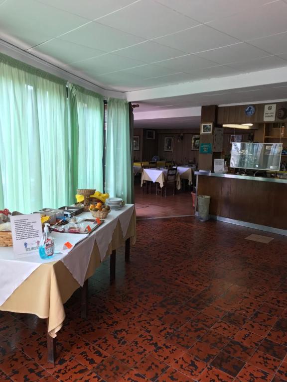 Restauracja lub miejsce do jedzenia w obiekcie Hotel Amico Fritz