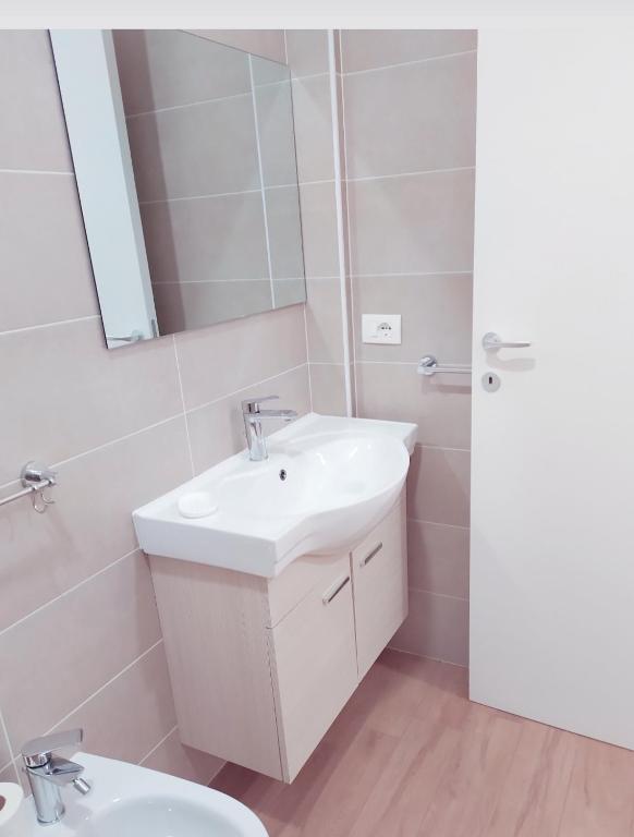 Koupelna v ubytování Residence La Perla Marzamemi