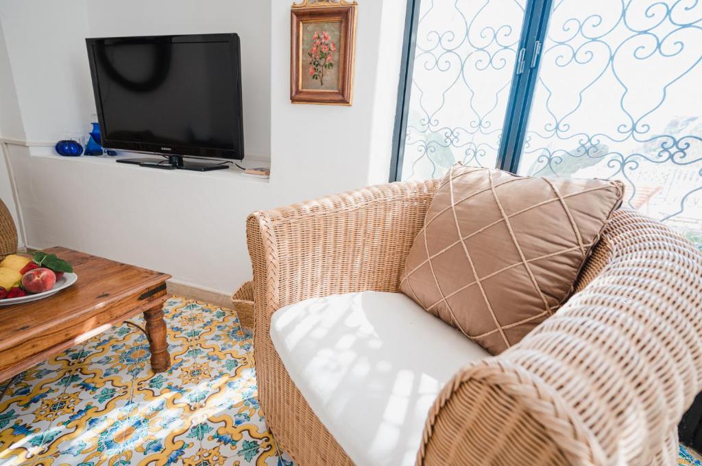 TV a/nebo společenská místnost v ubytování Villa Giusy