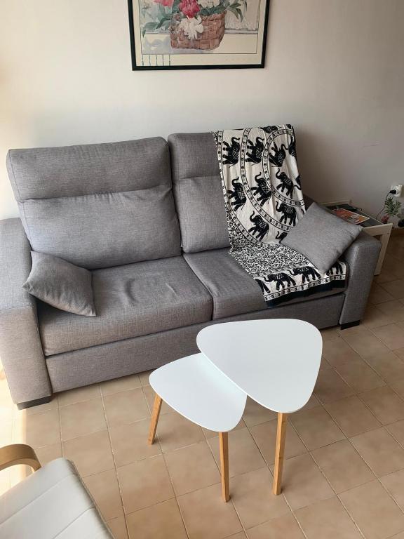 IAL1023 STUDIO POUR 4P A 2 PAS DE LA PLAGE SALATAR, Roses ...