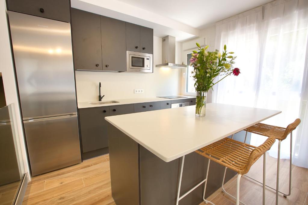 A kitchen or kitchenette at CUENCALOFT EN SANTA TERESA