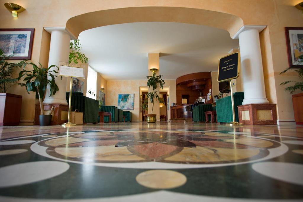 Vstupní hala nebo recepce v ubytování Palace Hotel San Michele