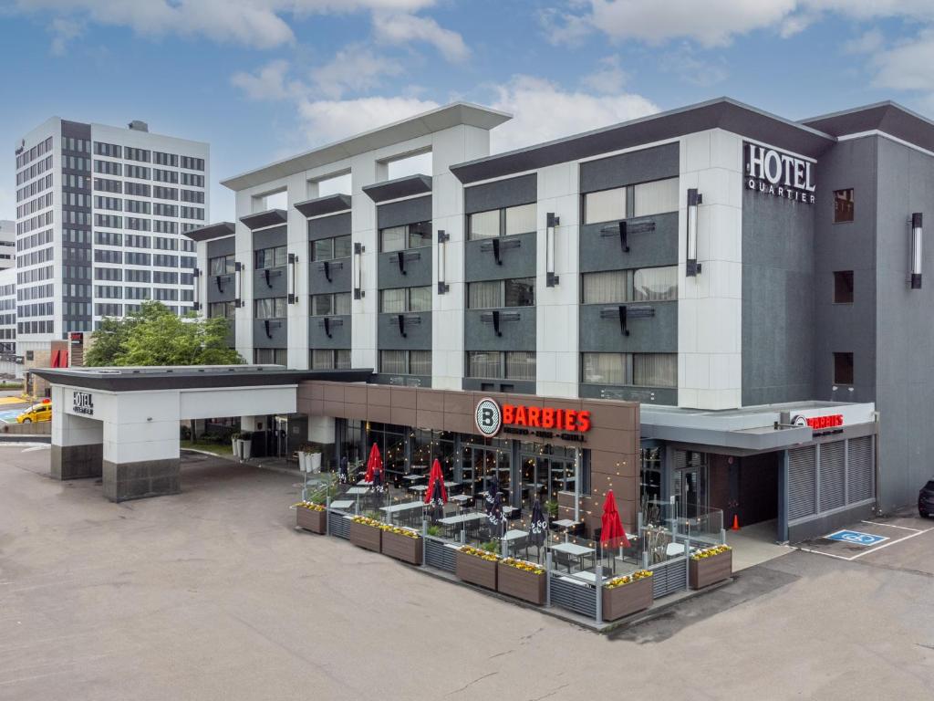 Budova, kde se hotel nachází