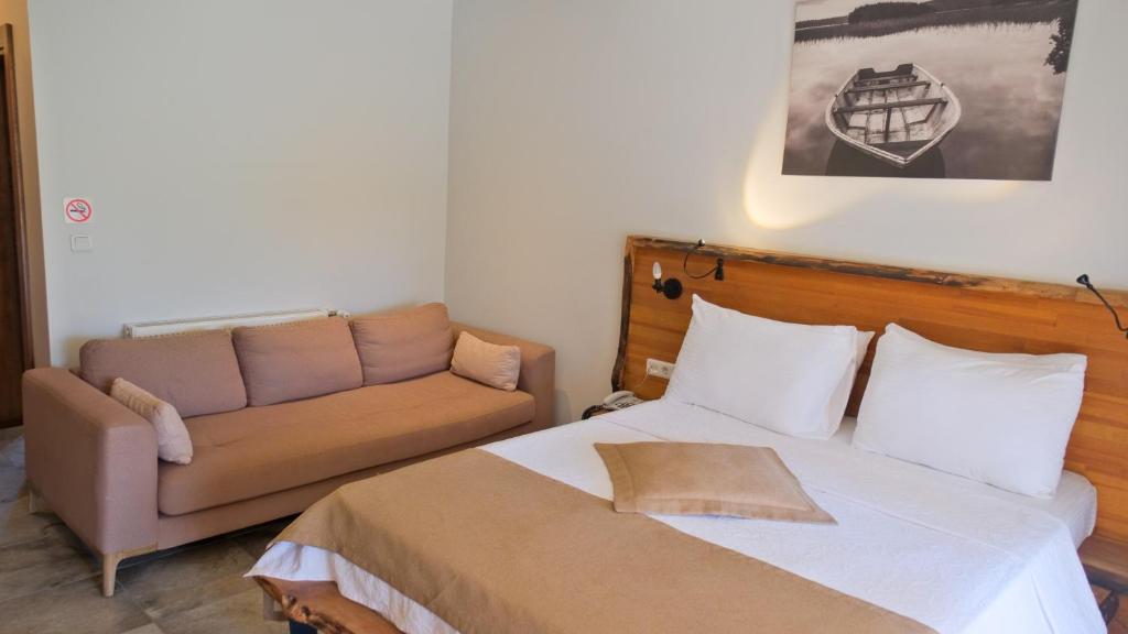 Postel nebo postele na pokoji v ubytování Cevizdibi Hotel