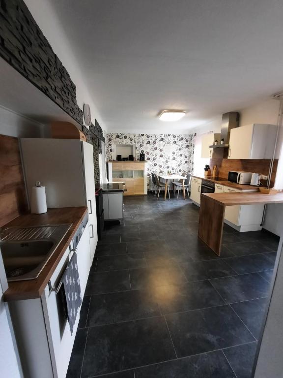 A kitchen or kitchenette at Ferienwohnung Rotheneder- Rupp
