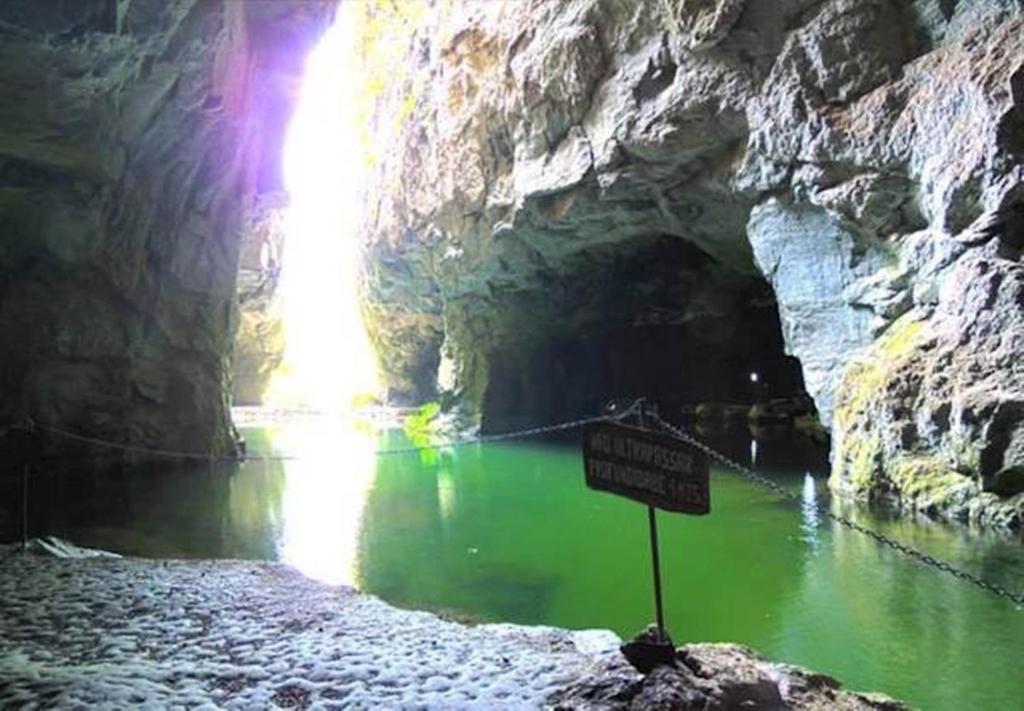  Pousada Gruta do Anjo