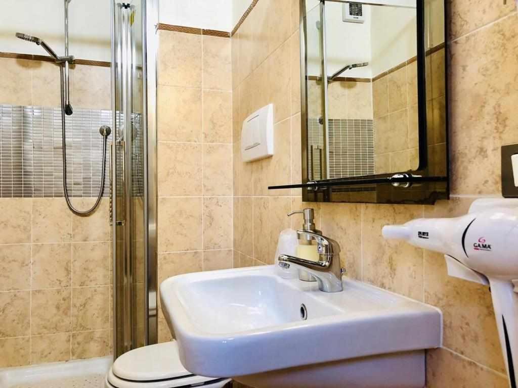 Kúpeľňa v ubytovaní Mavitur Rooms Assisi