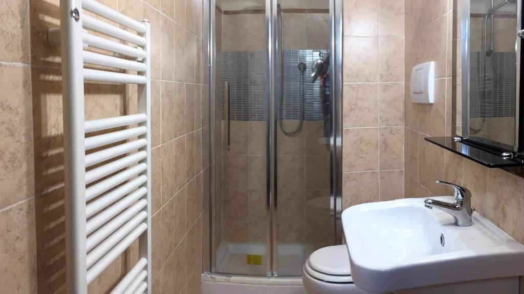 Kúpeľňa v ubytovaní Mavitur Rooms Assisi