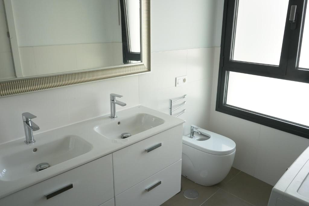 Kúpeľňa v ubytovaní Almona de Triana - Kainga Homes