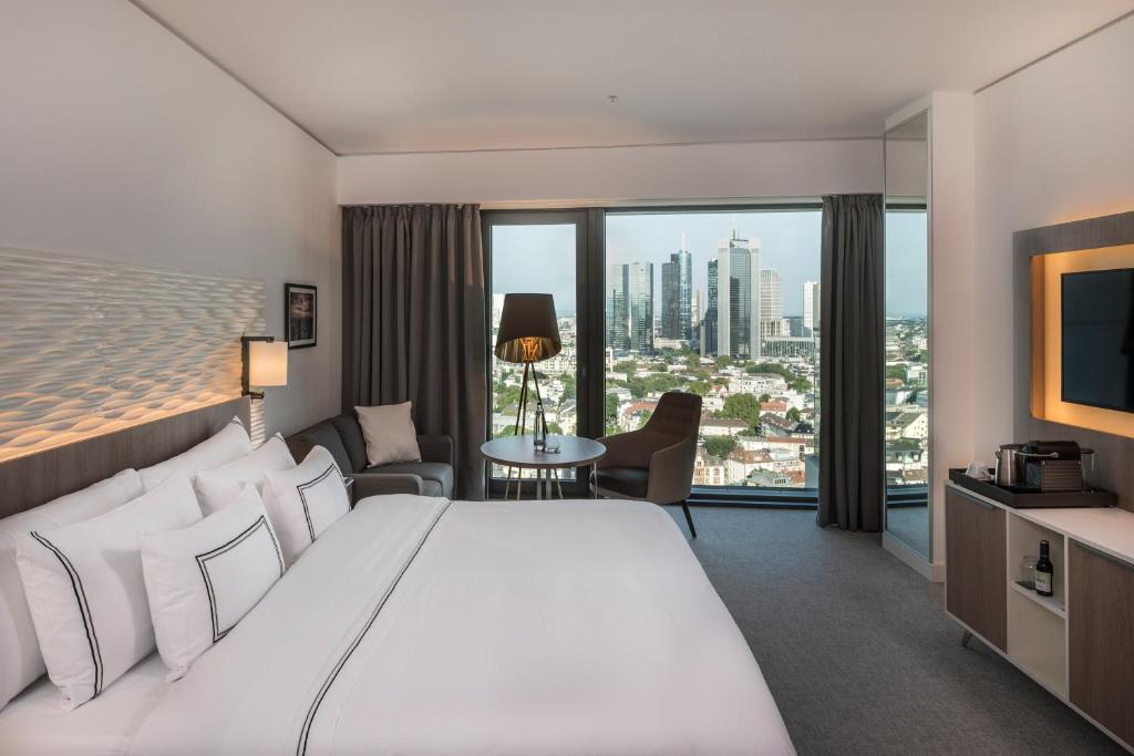 Meliá Frankfurt City - Resim 6