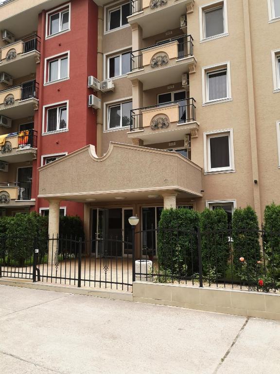 The building in which Az apartmant is located