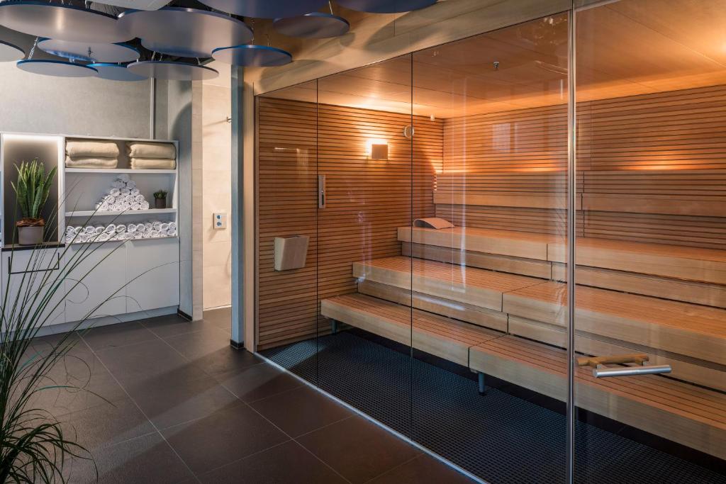 Kuchyň nebo kuchyňský kout v ubytování Meliá Frankfurt City