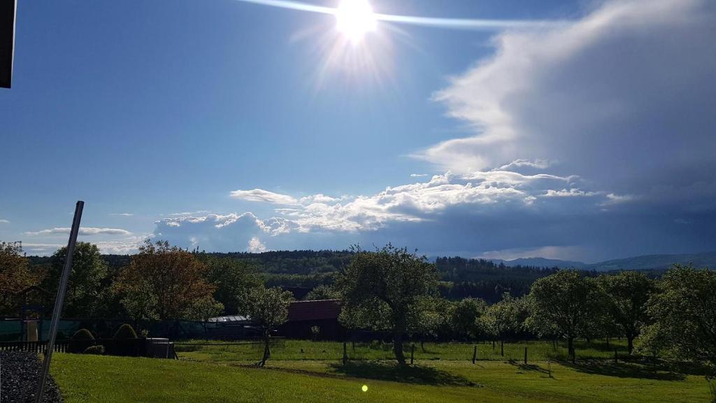 Loodusmaastik villa lähedal