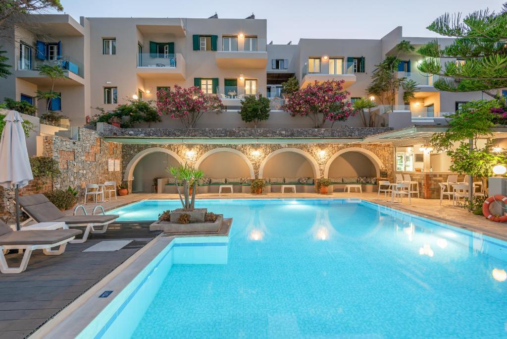 The swimming pool at or close to Aphea Village
