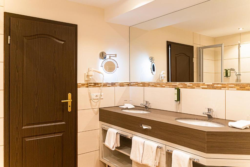 Koupelna v ubytování Robenstein Aktivhotel & SPA