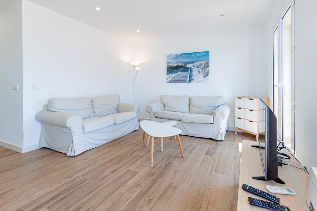 Optimist 2, La Manga del Mar Menor – Updated 2022 Prices