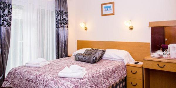 The Burlington Hotel - Quarto Duplo