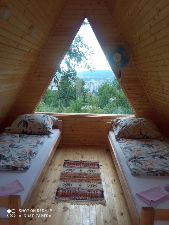 Postel nebo postele na pokoji v ubytování Bungalovi Lana