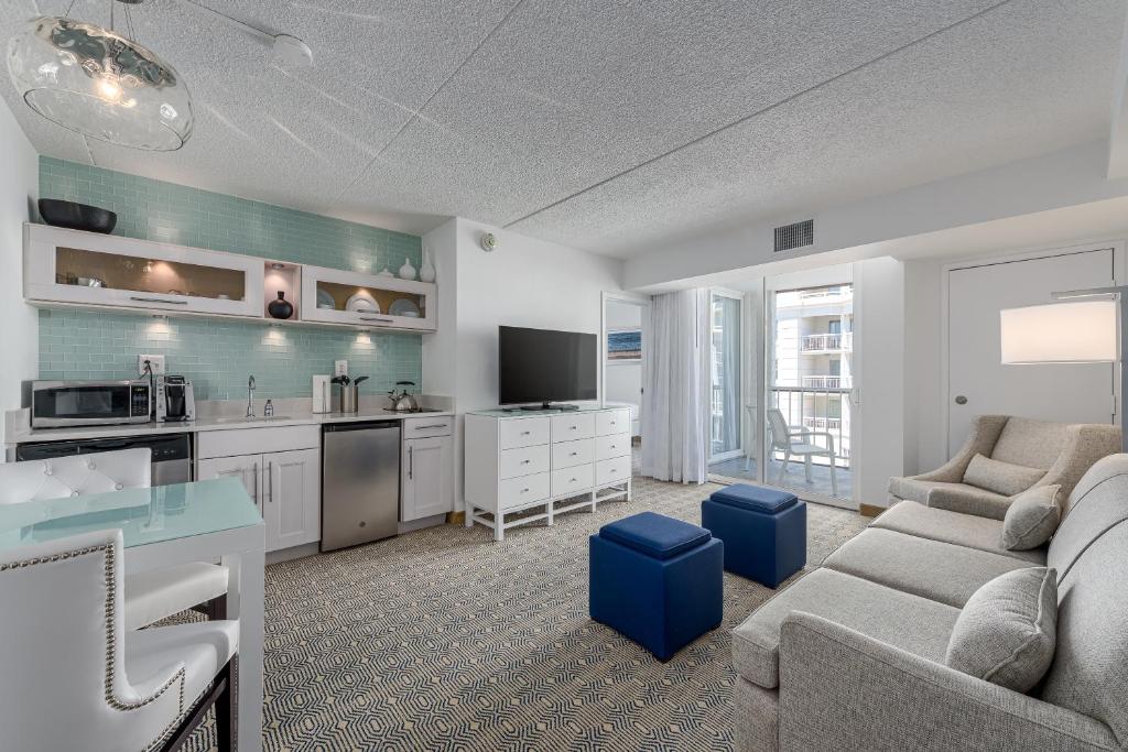 ICONA Diamond Beach - Premium King Suite