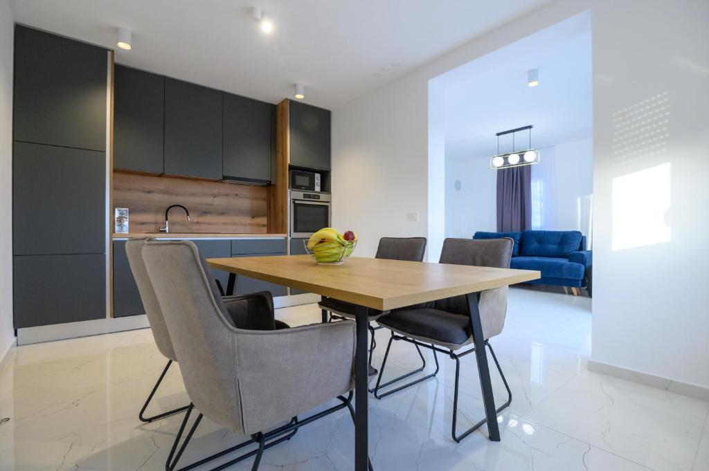 Kuchyňa alebo kuchynka v ubytovaní Luxury Apartments Leonika