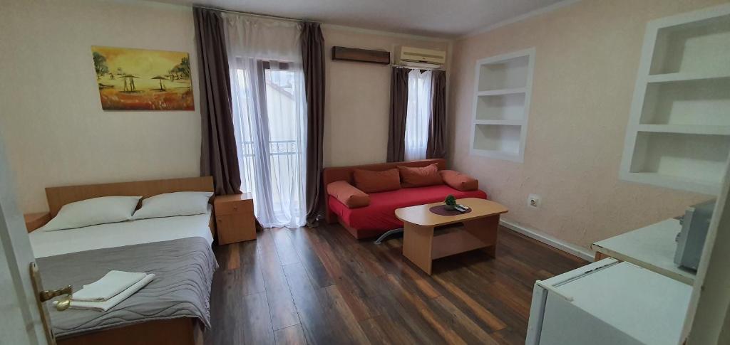 Martinović Rooms - Standard Triple Studio