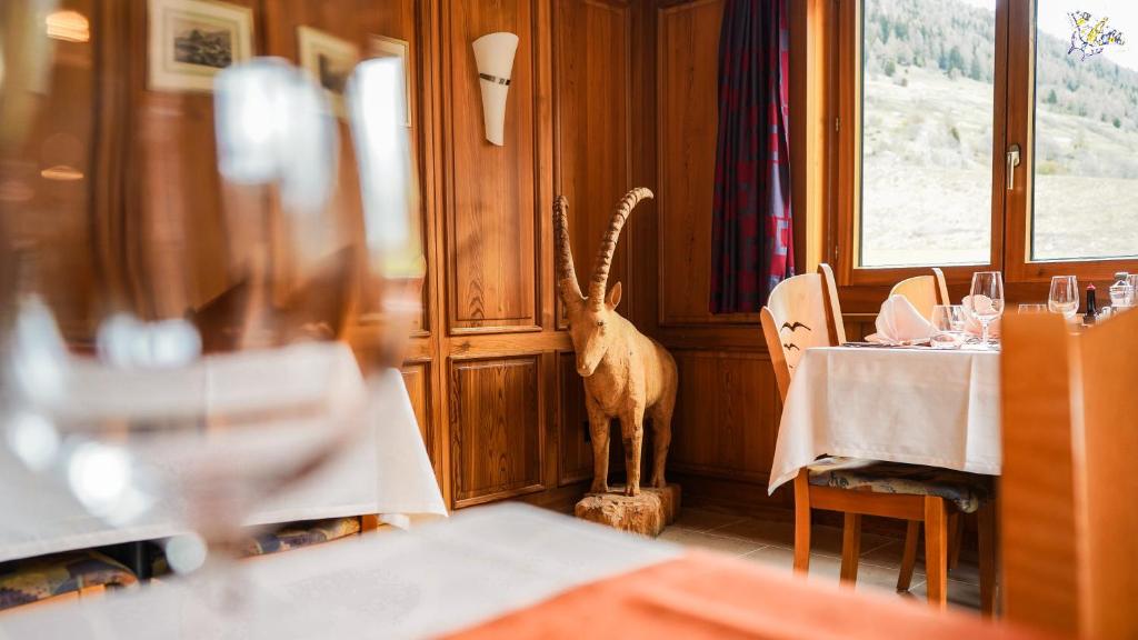 Fotografie z fotogalerie ubytování Hotel Alpina v destinaci Ulrichen