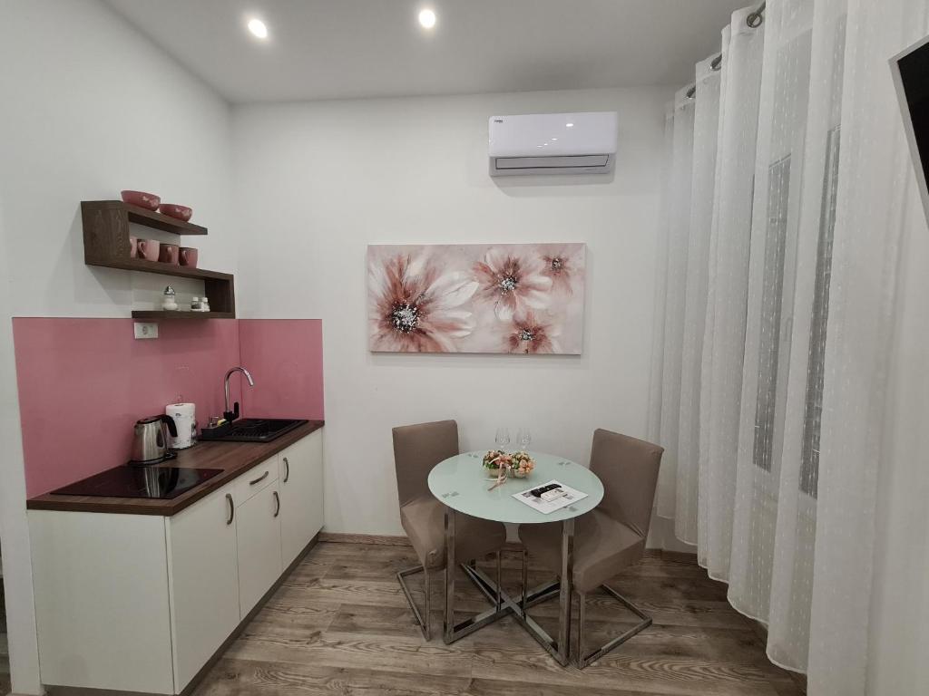 Kuchyň nebo kuchyňský kout v ubytování D&D Suites in Split Centre