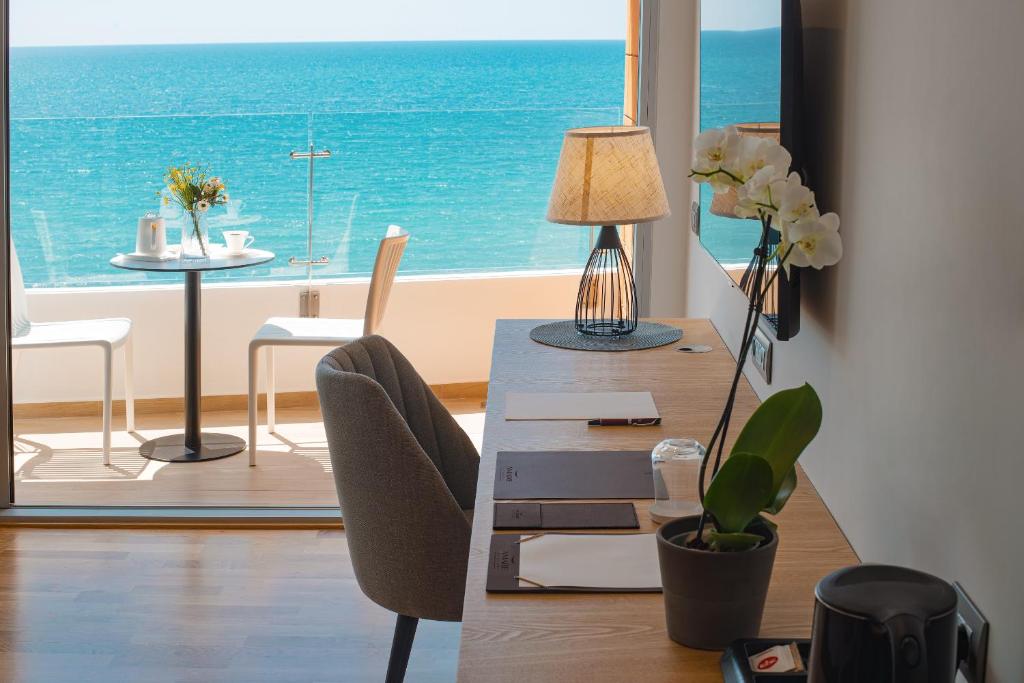 Amare Hotel - Image 9