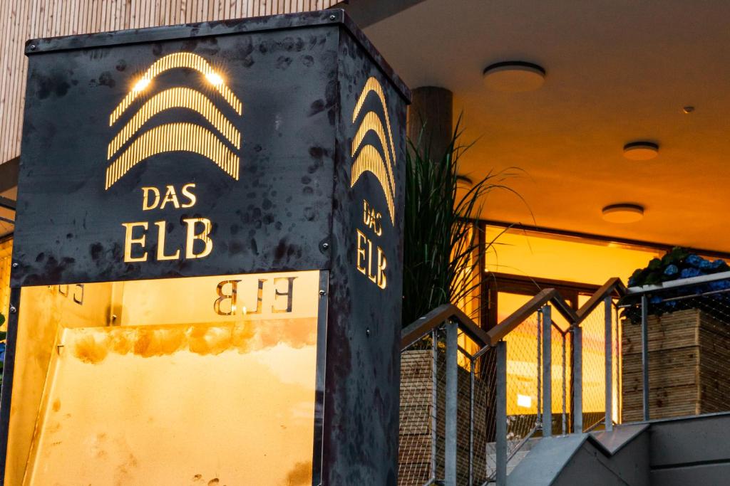 Certifikát, hodnocení, plakát nebo jiný dokument vystavený v ubytování Das ELB Boardinghouse Hotel Restaurant