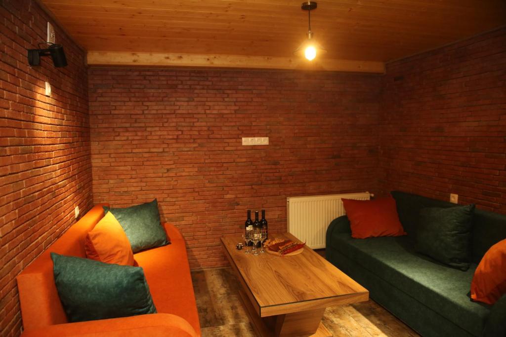 Posezení v ubytování Tbilisi Stories Hotel