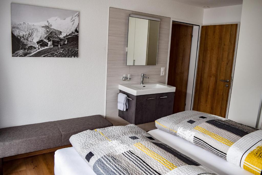Apartments Alpenfirn Saas-Fee - 两居室公寓，带淋浴和全景 - 二楼