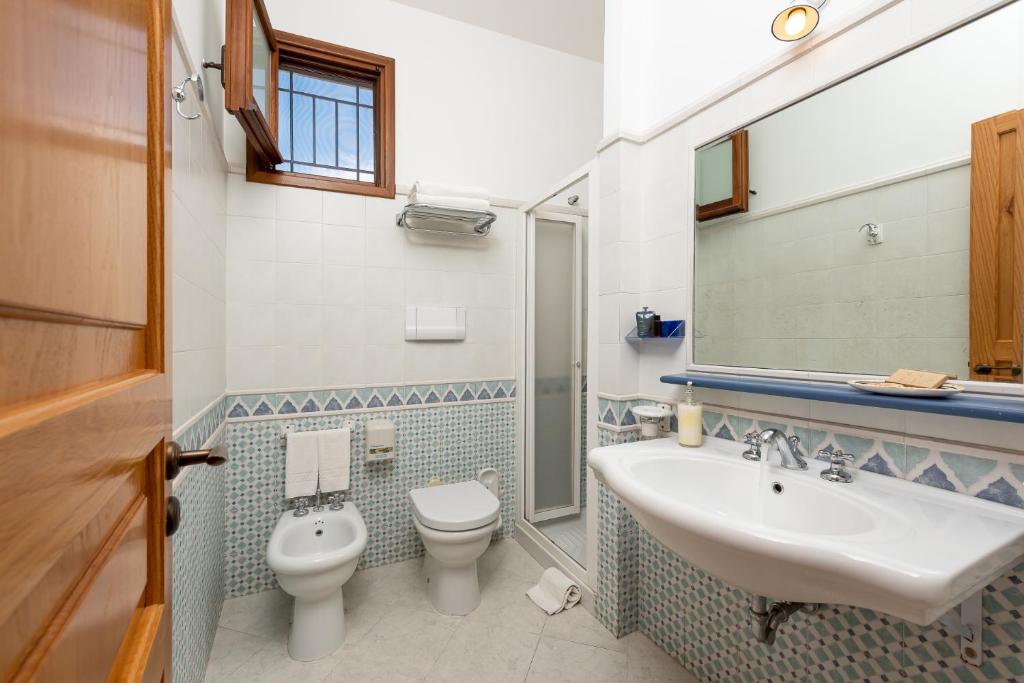 Kúpeľňa v ubytovaní Hotel Sicilya